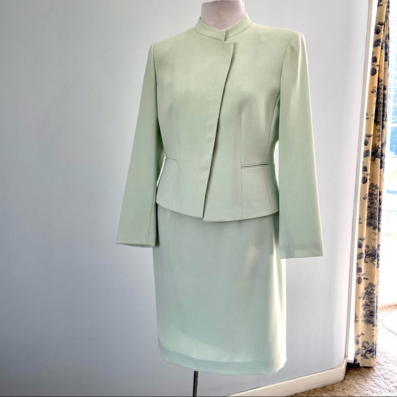NWT KASPER PETITE SUIT